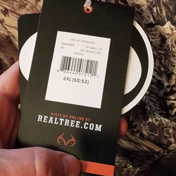 Realtree Women's Camouflage Thinsulate Jacket with Pink Lining NEW WITH TAGS 2XL - Picture 5 of 5